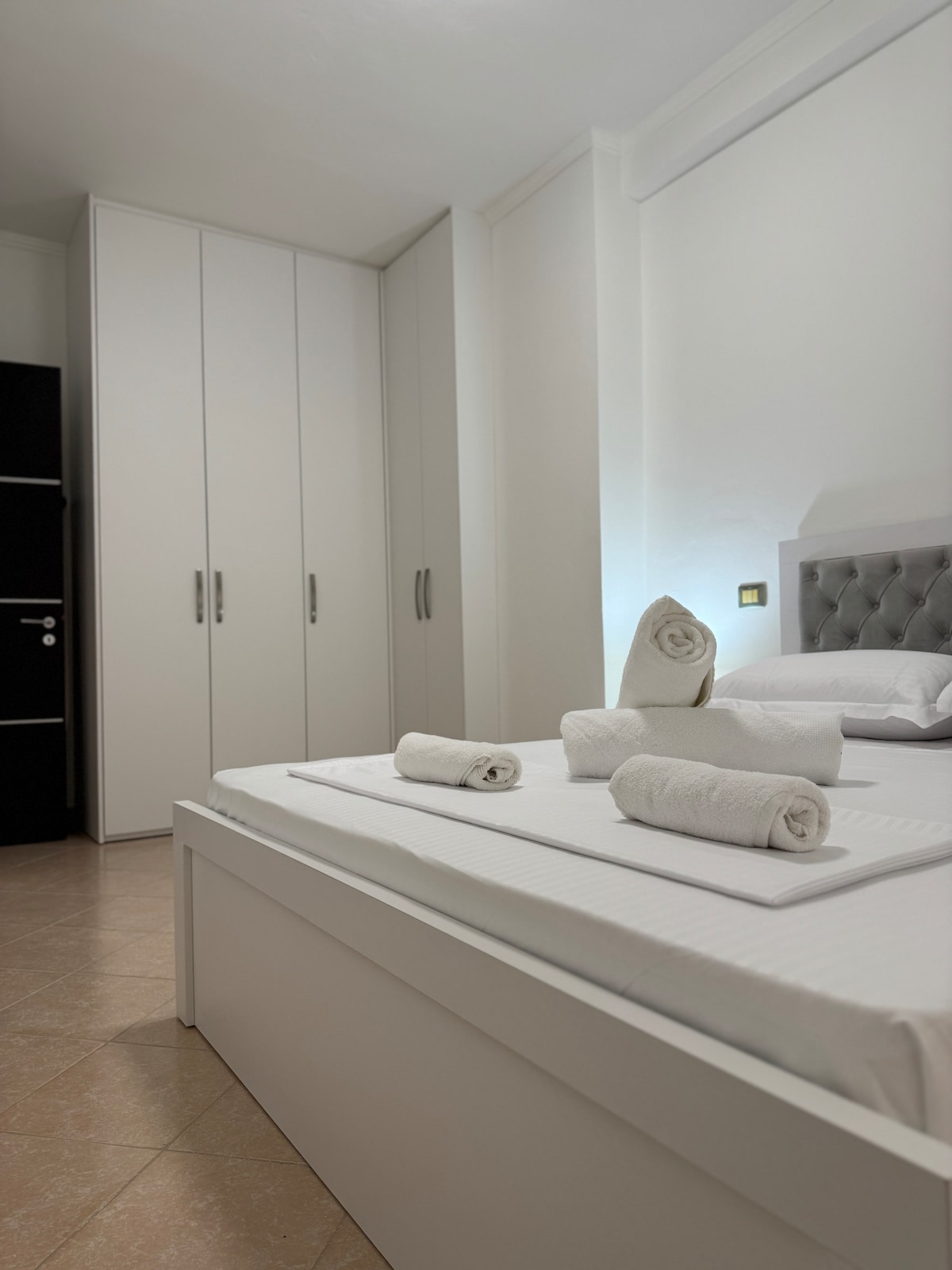 Listing 1378774418860711352