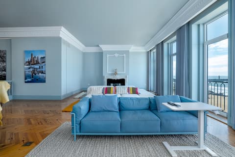 Popular Airbnb listing: Ocean House in Porto