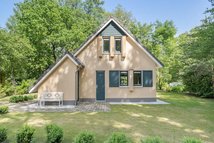 Esdorp Bungalow | 4 Persons - Assen