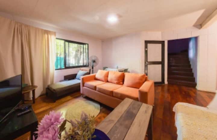 Quarto com banheiro privativo em apartamento em Beccar