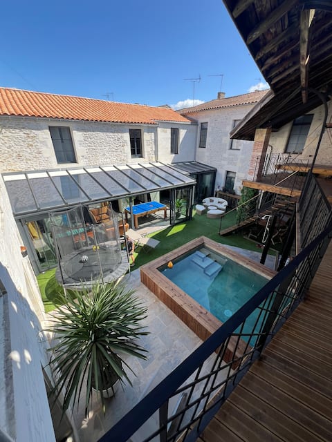 Beautiful, comfortable villa close to beaches