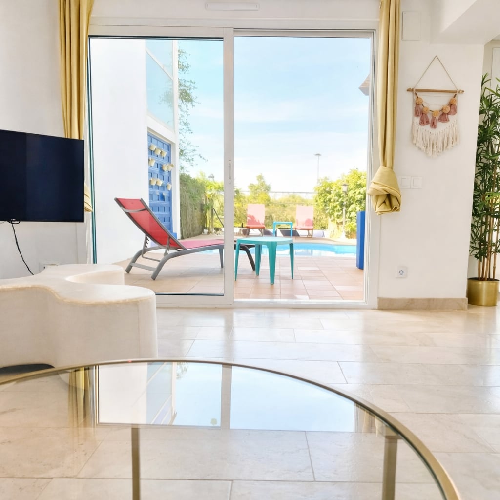 Top Airbnb: Sunset Apartment • Private pool & beautiful view in Mosson