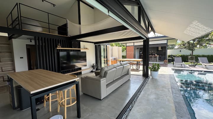 913 Luxury Pool Villa Khaolak - Thailand