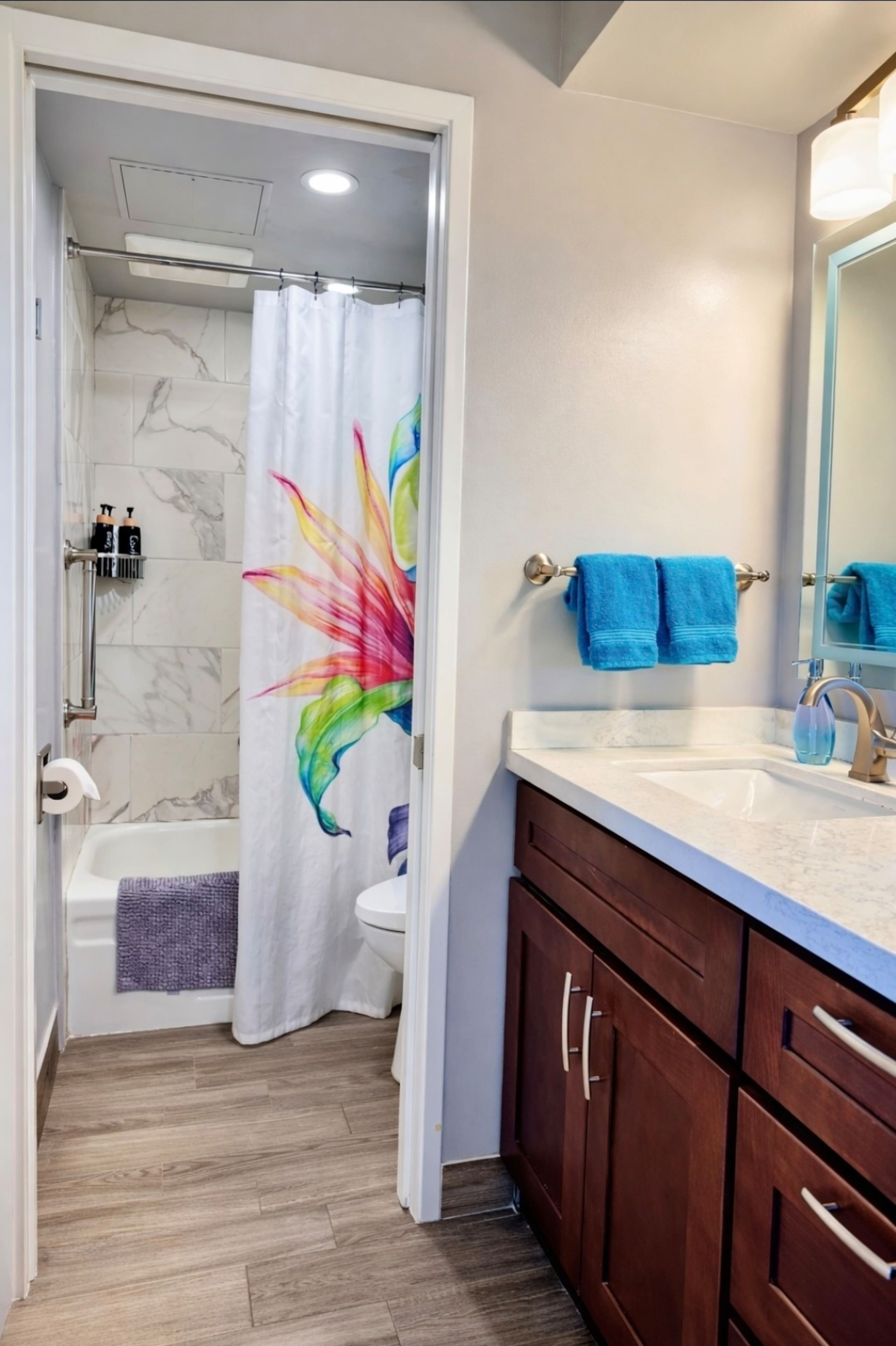 Condo in Honolulu · ★5.0 · 1 bedroom · 2 beds · 1 private bath - Image 15