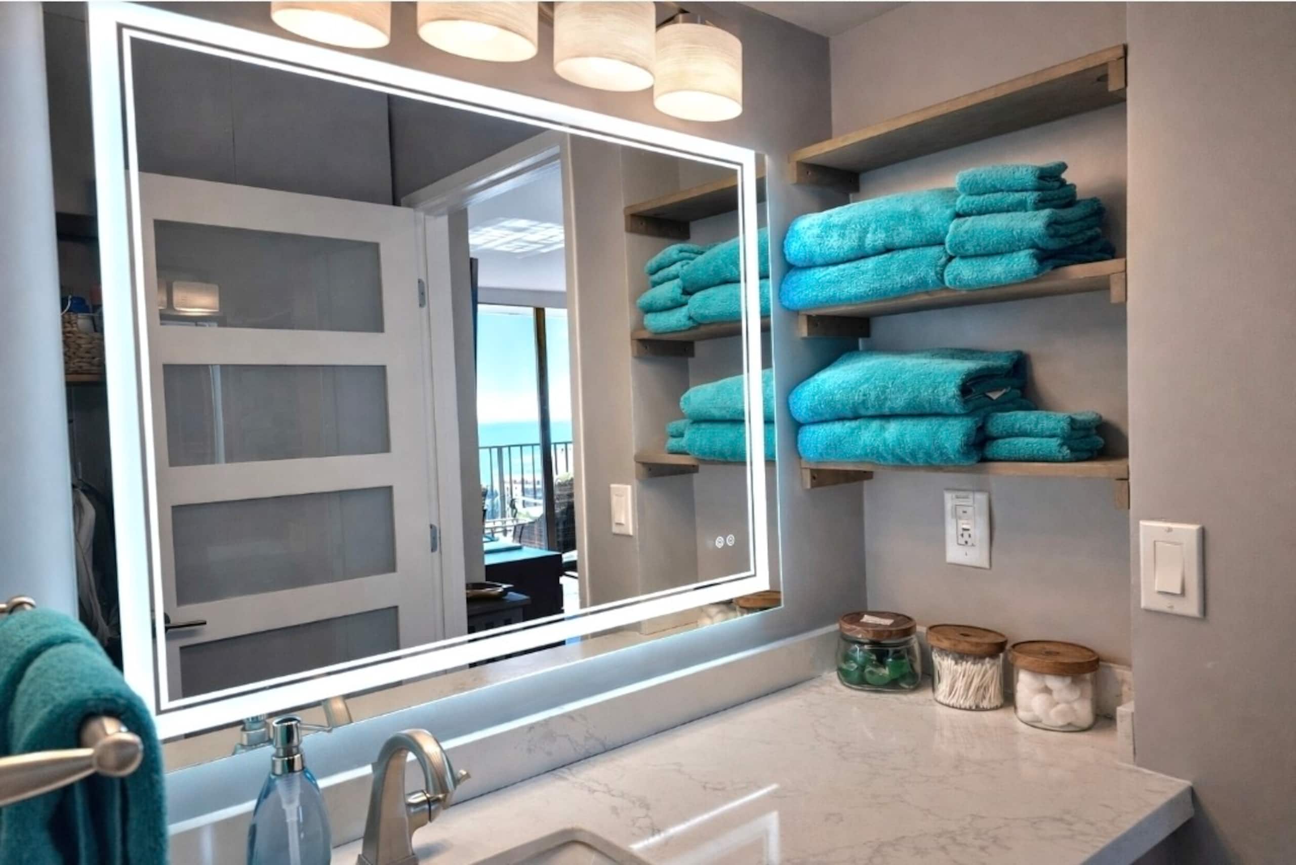 Condo in Honolulu · ★5.0 · 1 bedroom · 2 beds · 1 private bath - Image 19