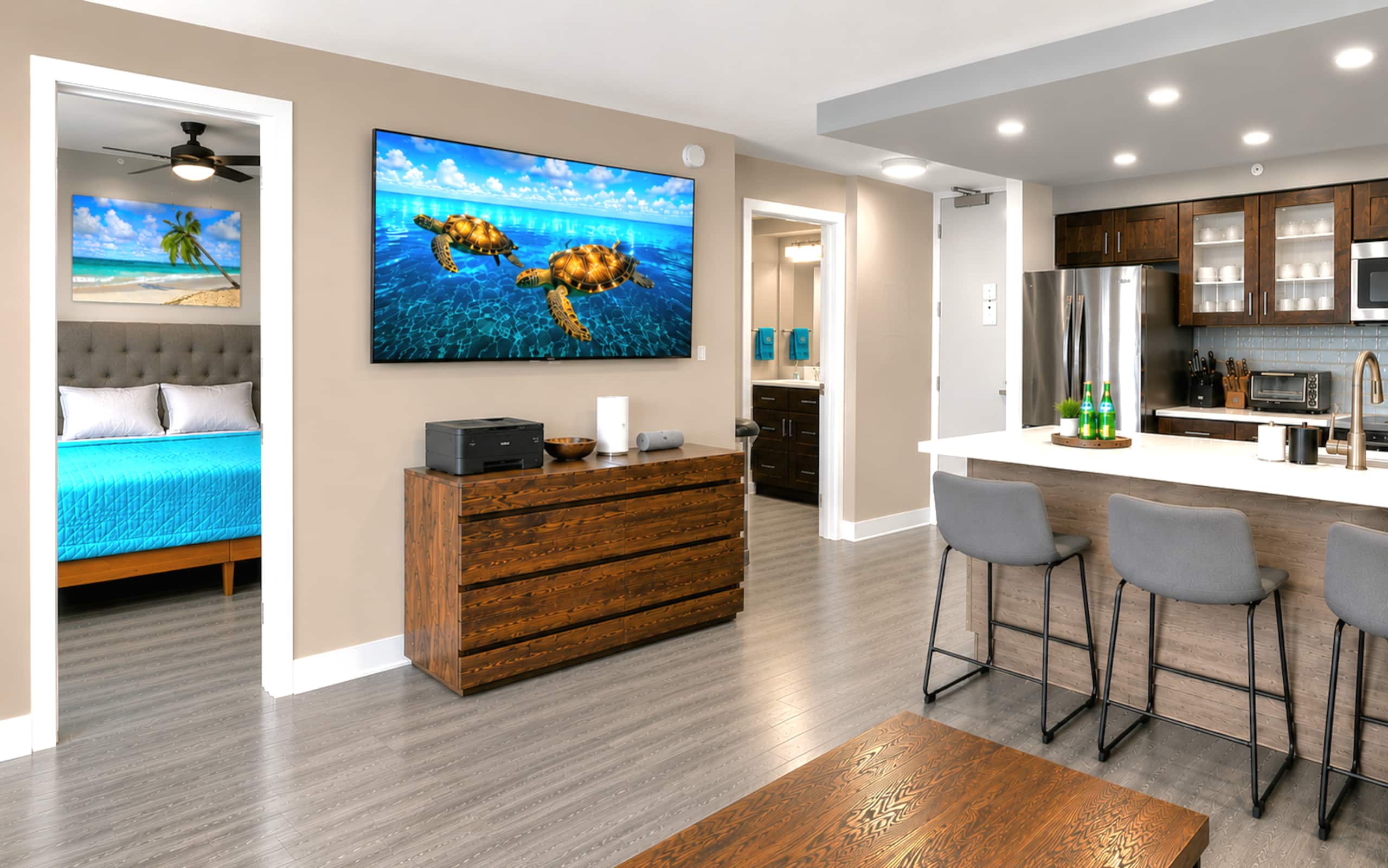 Condo in Honolulu · ★5.0 · 1 bedroom · 2 beds · 1 private bath - Image 4