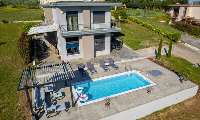 Far & Beyond Hospitality Services managed Airbnb listing 3