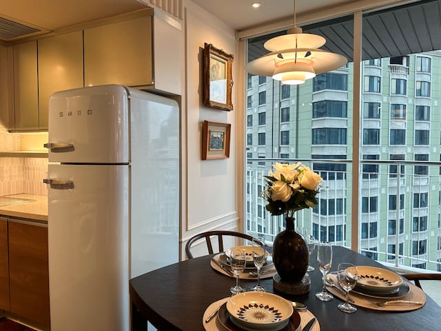 The Legacy | 2BR | BTS Chidlom | 101SQM | Langsuan gallery image 5