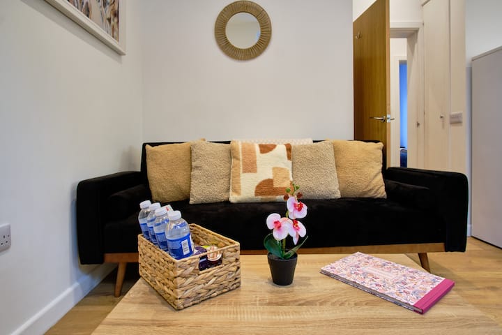 Newly-renovated, Comfy Town Centre Apartment! - Oban