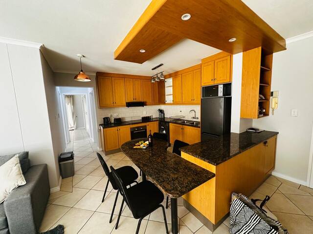 Seaside Serenity gallery image 2