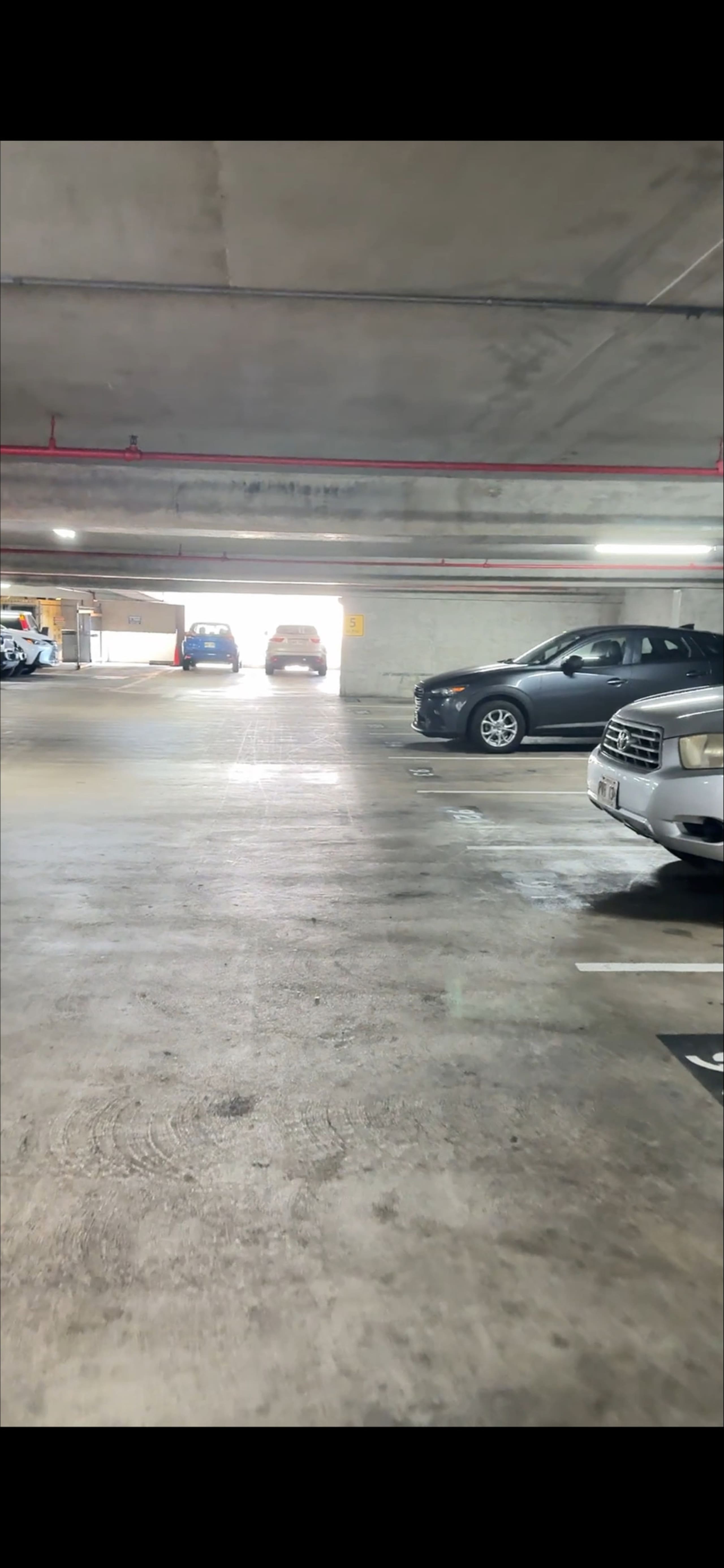 Honolulu Downtown High-Rise 1BR ｜Free Parking｜View - Image 39