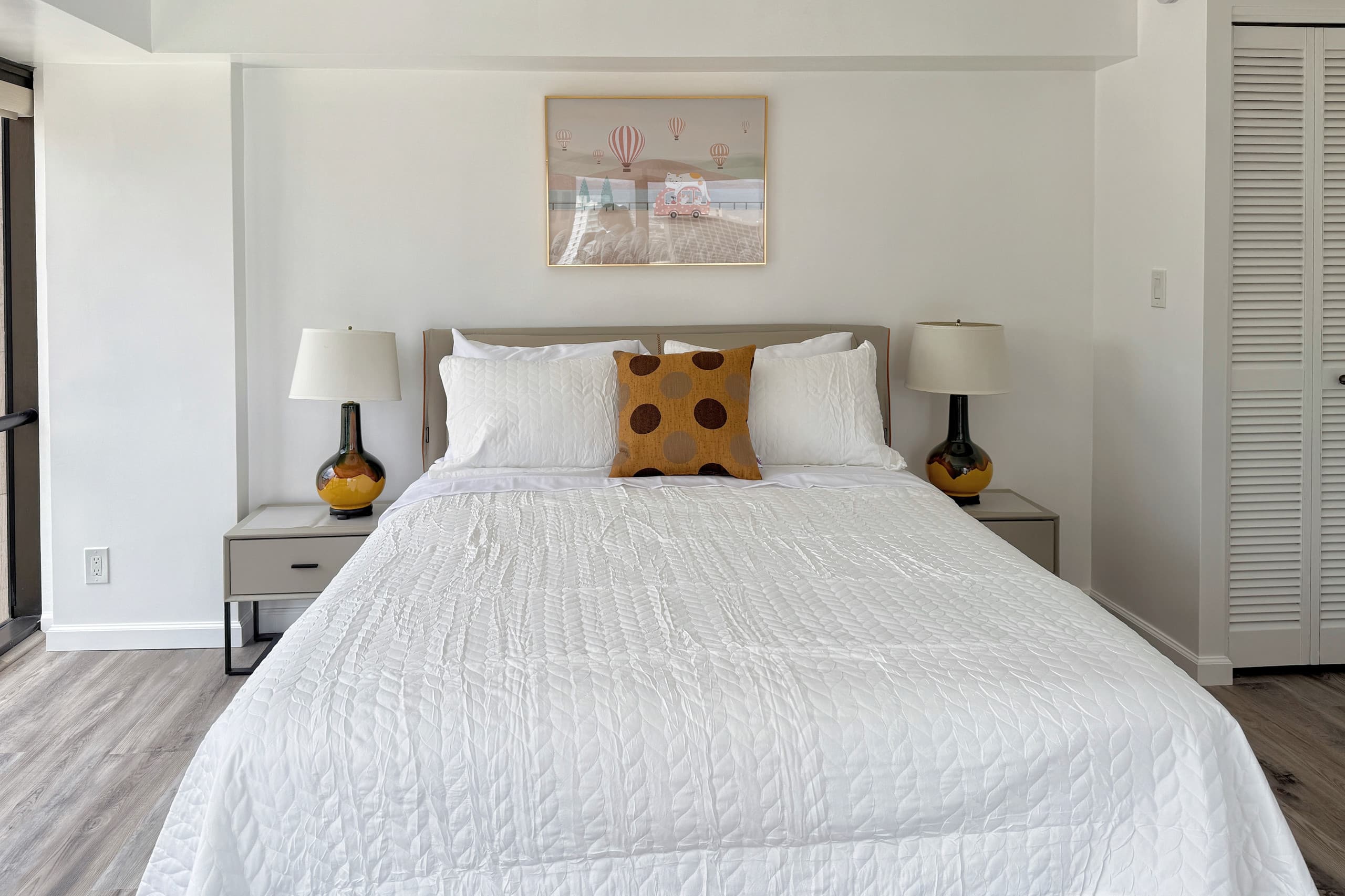Honolulu Downtown High-Rise 1BR ｜Free Parking｜View - Image 31