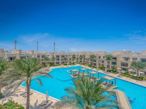 Cozy-1Br in Mangroovy pool-beach