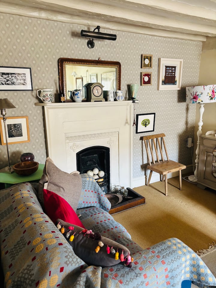 Cosy C18th Apt - Free Parking - 英國