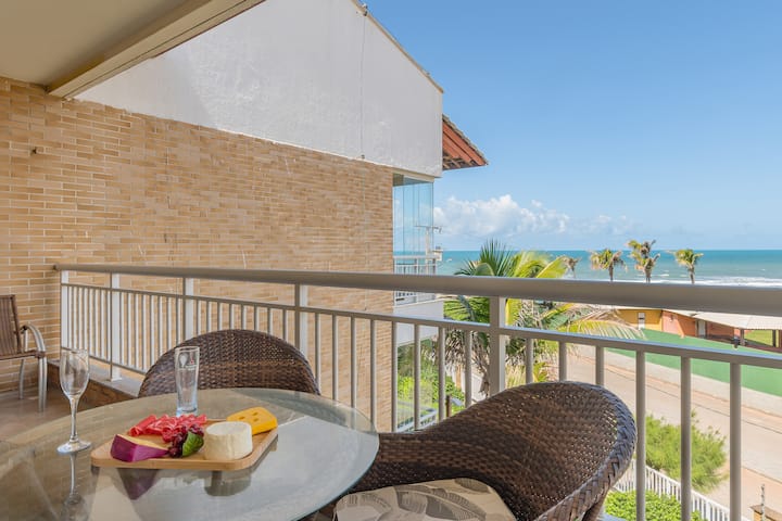 Stunning Sea View and direct access to the beach!