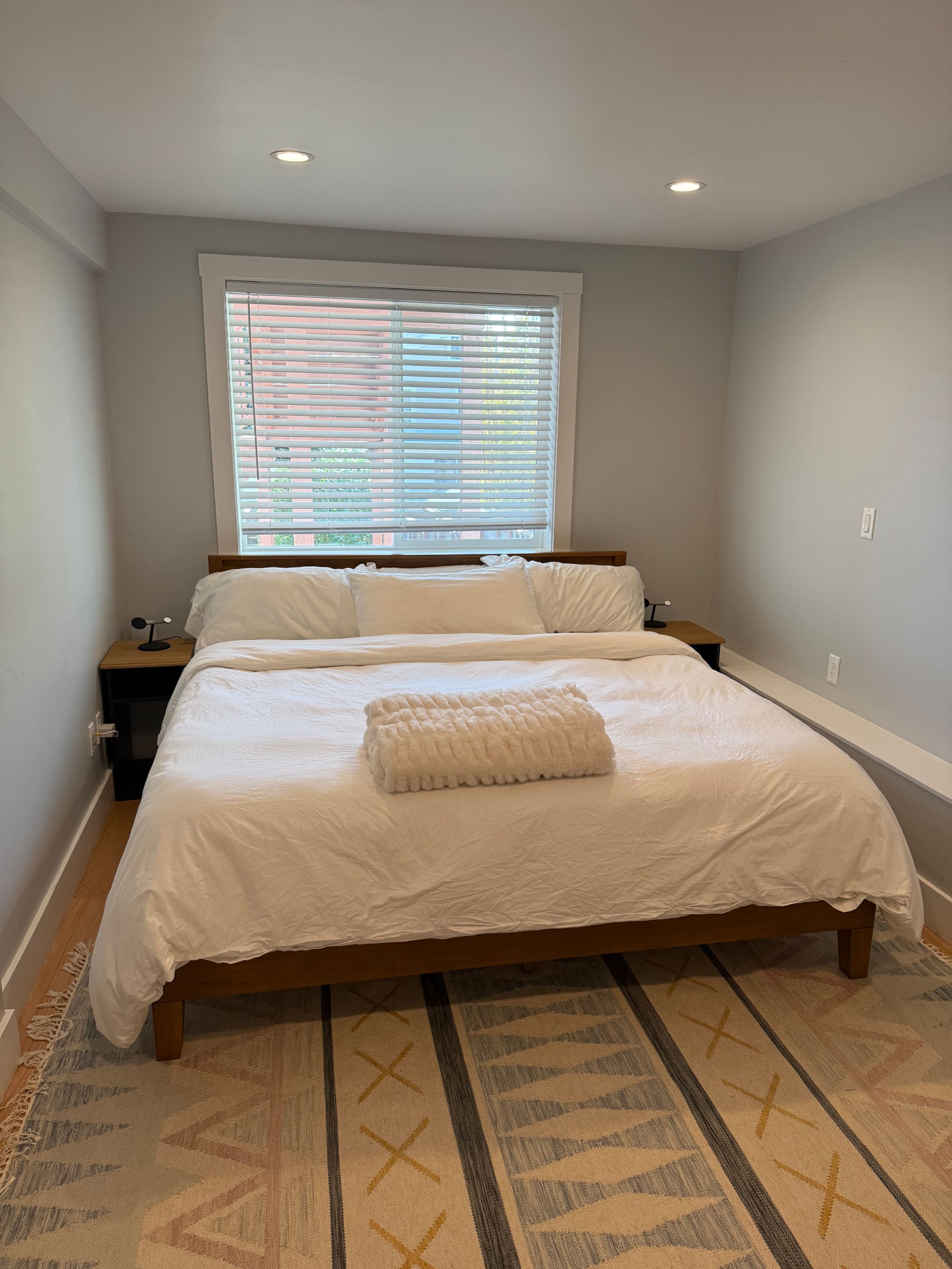 Bright, Modern In-Law Suite w/ Gym & Garden - Image 7