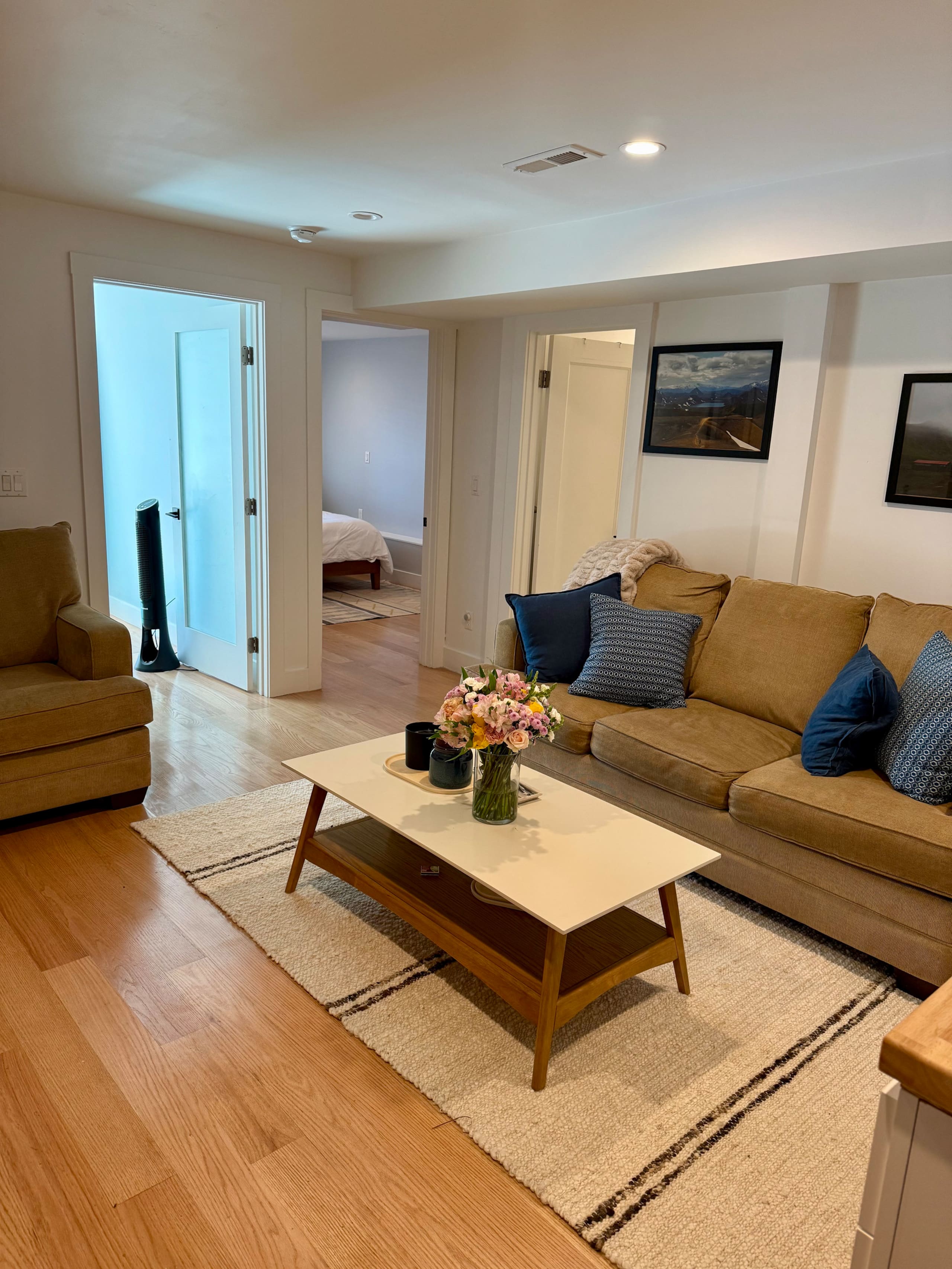 Bright, Modern In-Law Suite w/ Gym & Garden - Image 4