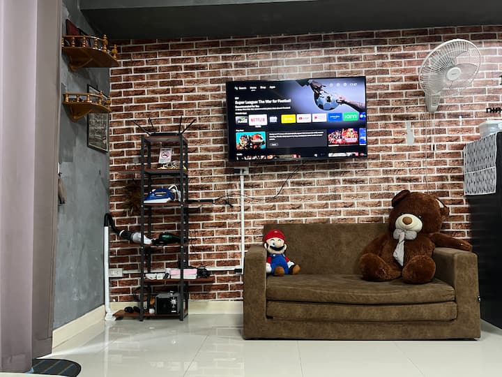 Private 3 Bedrooms
Townhouse In Nonthaburi - Pak Kret