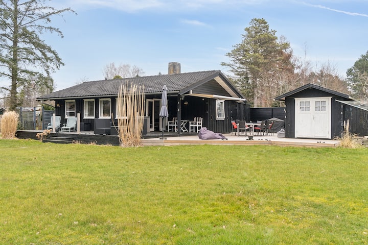 Lovely Cottage In Peaceful Surroundings - Denmark