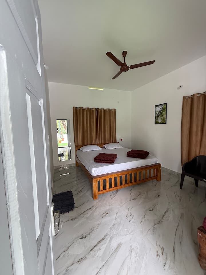 საძინებელი 1