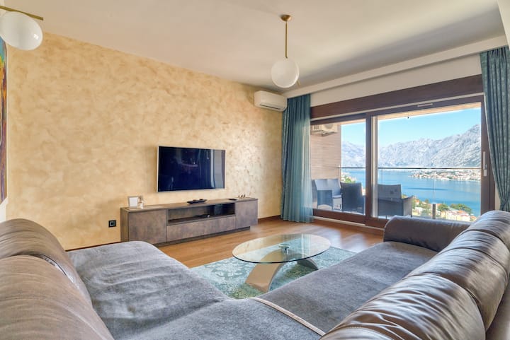 Spacious Chic Retreat With Best Seaview & Old Town - Kotor
