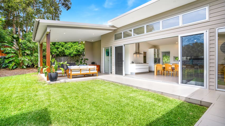 Breathe at Boomerang | Sunny northerly aspect