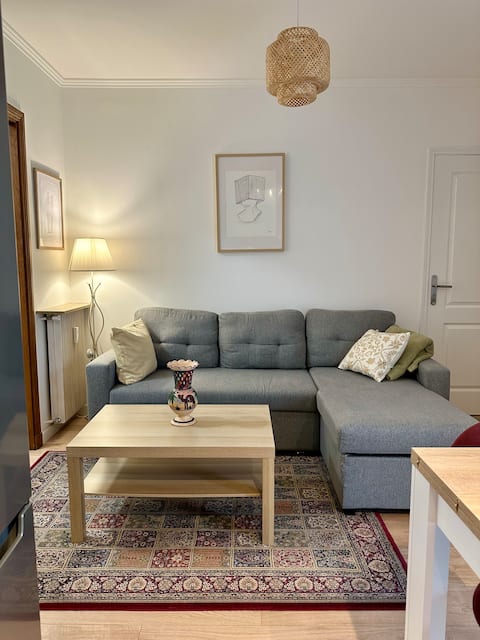 Popular Airbnb listing: Nice 2-room apartment Nice Center/Libération Air conditioning in Libération