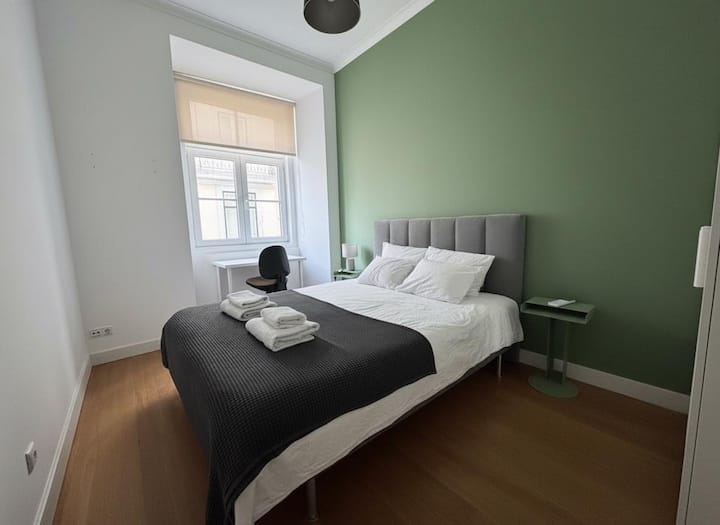 Schlafzimmer 2