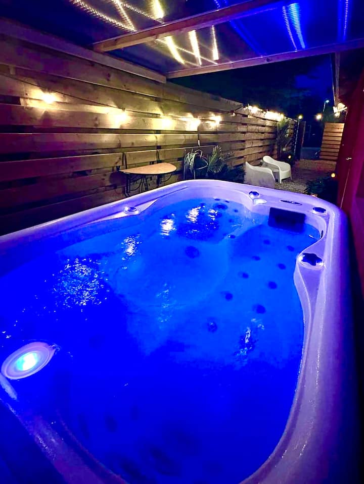 Cozy House With Jacuzzi Near Amsterdam&airport - Hoofddorp