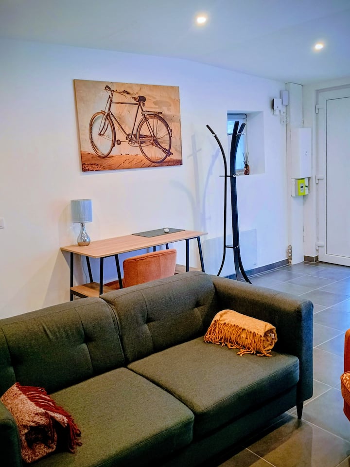 Maison D'olivier, Bollaert, Jacuzzi, Wifi, 2pers - Liévin