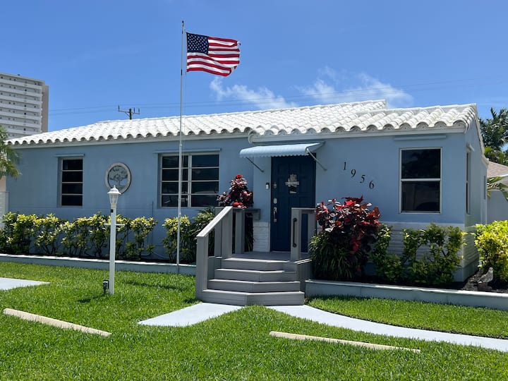 1956 Ne 5th St With Pool Beach House - Boca Raton