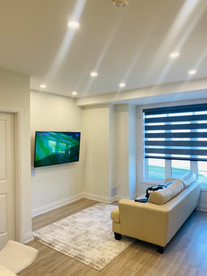 At The Residence, Your Comfort Is Our Culture - Oakville