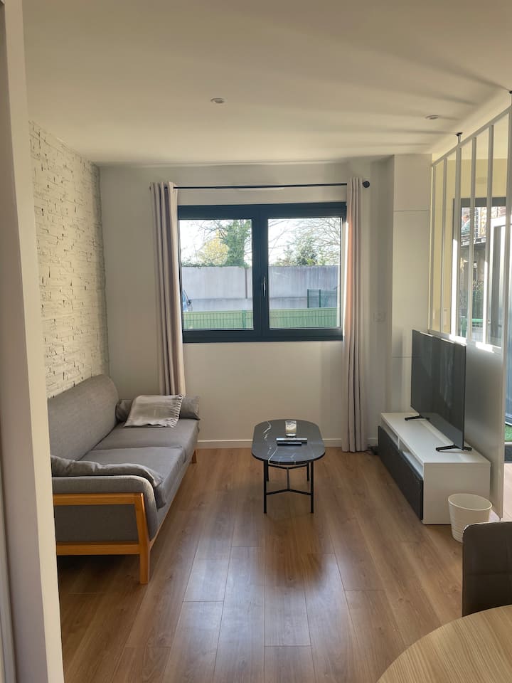 Maison Calme à 10 Minutes De Montigny-guyancourt - ibis Styles Guyancourt Versailles
