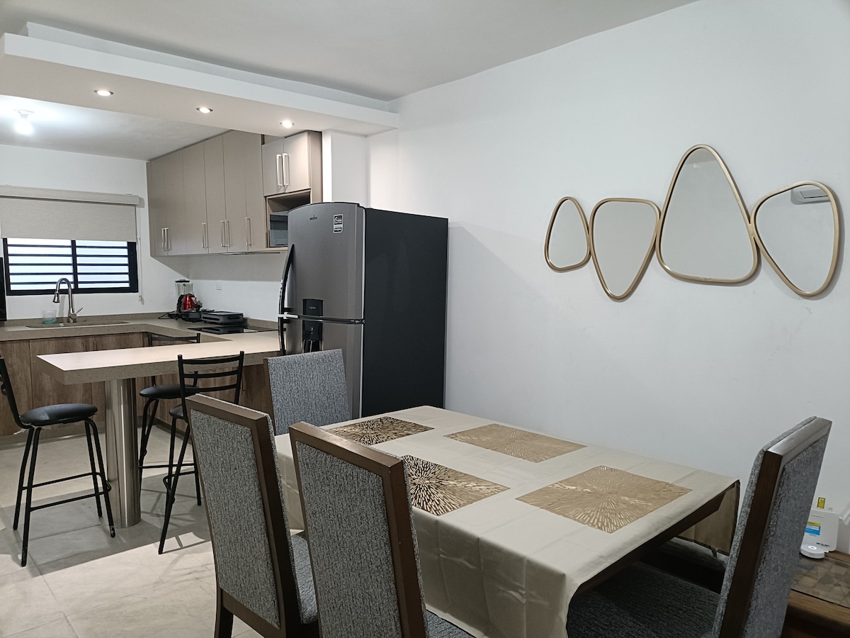 Top performing Airbnb: Casa Leones 3 rooms (1 room on the ground floor) in Monterrey