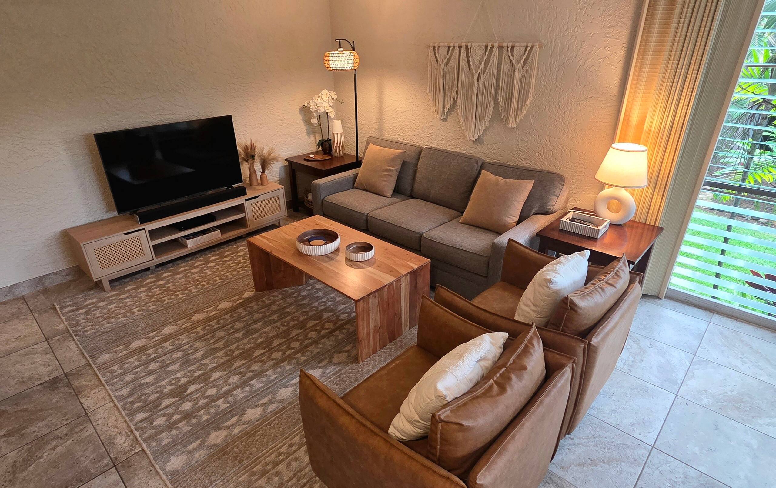 King Bed, Beach Access & Lanai in Heart of Kona - Image 5