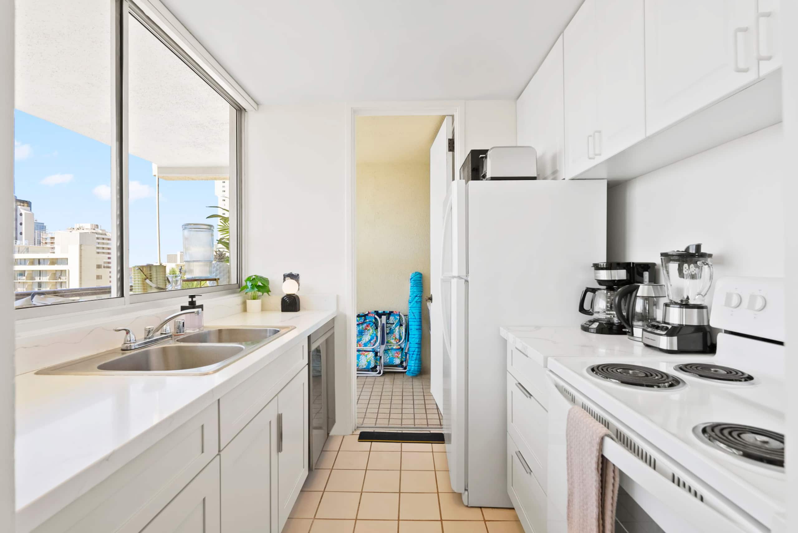 Tua + Parking + WD + Pool + Sleep Up To 4 Guests! - Photo 14