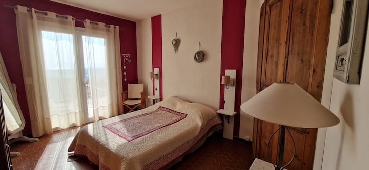 საძინებელი 1