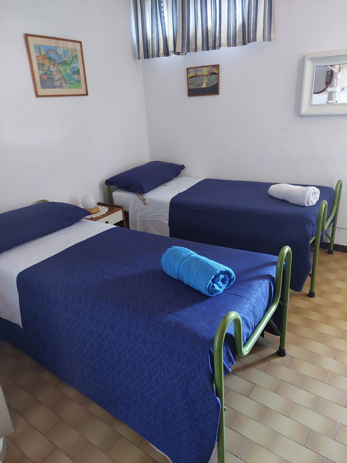 غرفة النوم 2