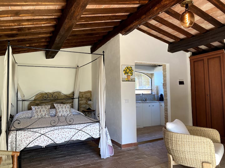 საძინებელი 4