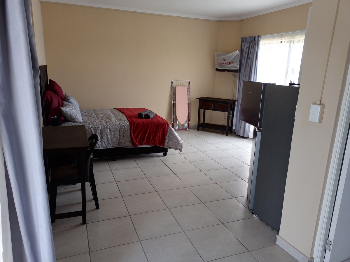 غرفة النوم 8