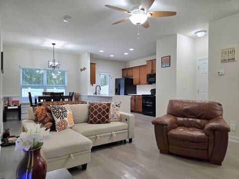 Top performing Airbnb: Charlotte Townhome - 1BR Pet Friendly in Steele Creek