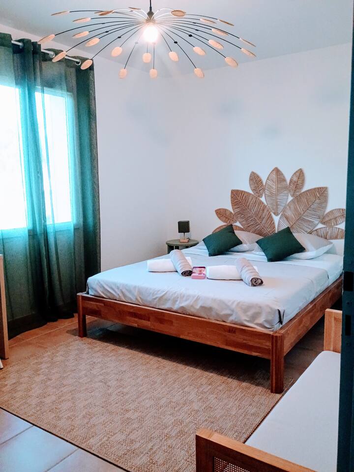 საძინებელი 1