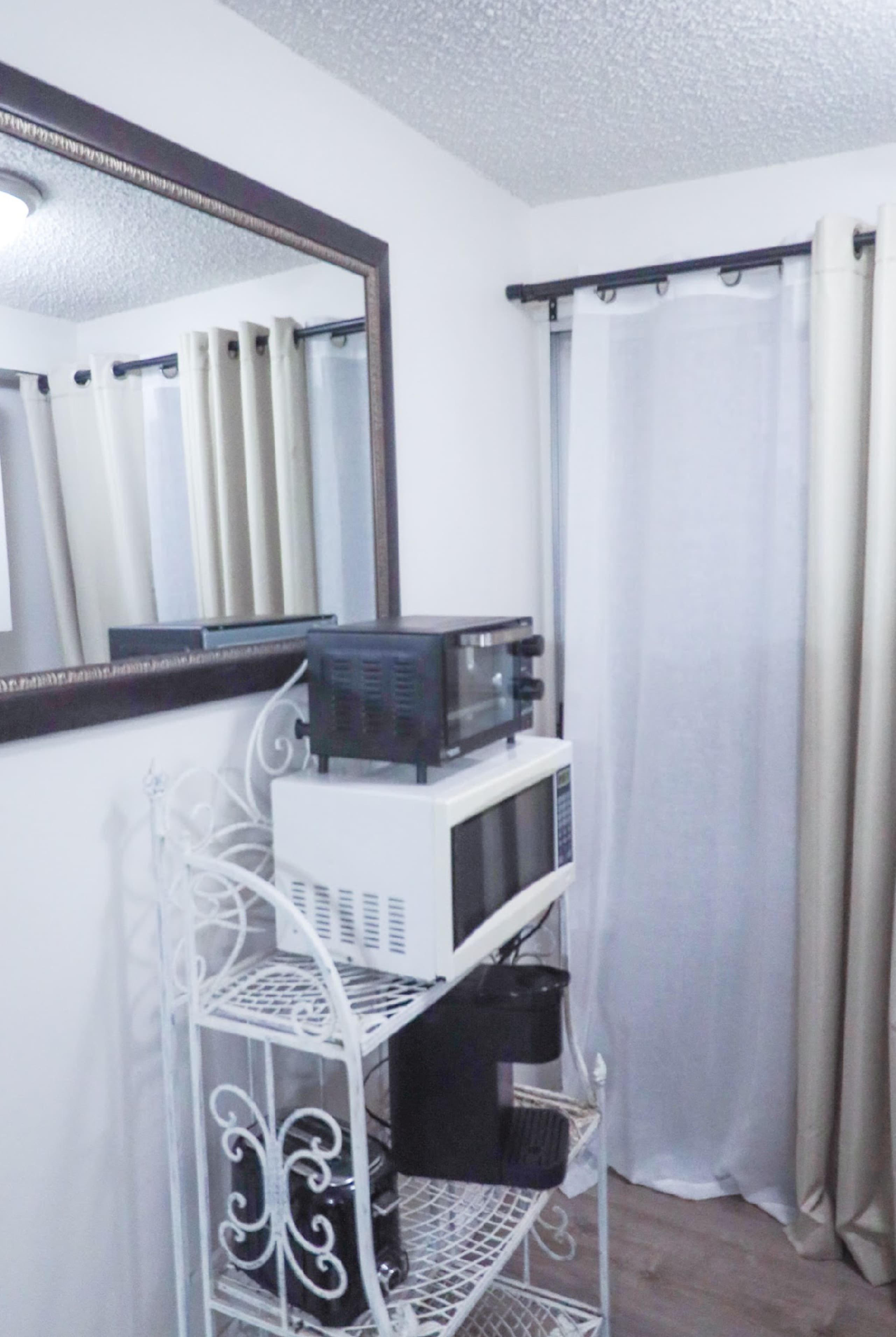 603a Central - Amazing! - Image 16