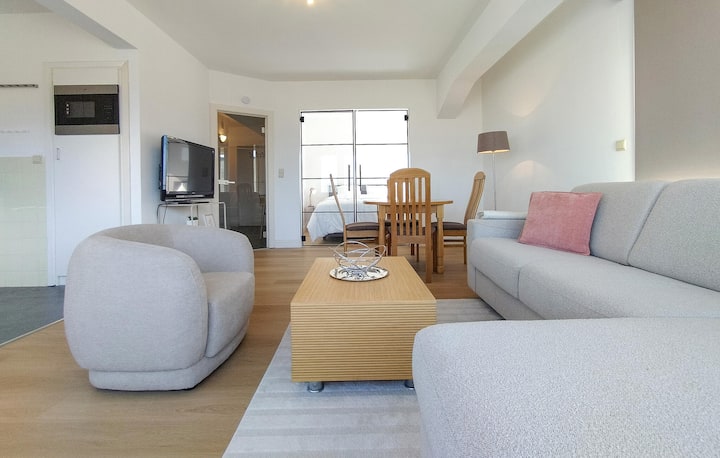 Beach Front Apartment In Oostende - Ostend