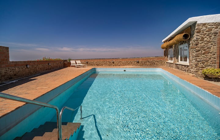 Stunning Home In Conil De La Frontera - El Palmar de Vejer