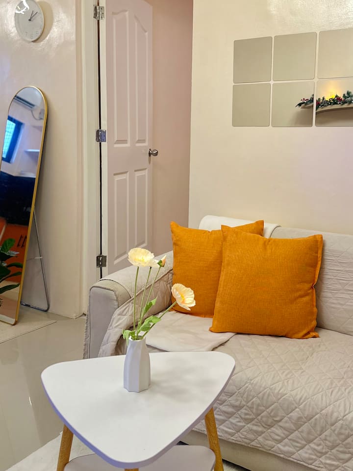 Minimalist Suite - 2nd Storey Suites (Unit 6) - Pagsanjan