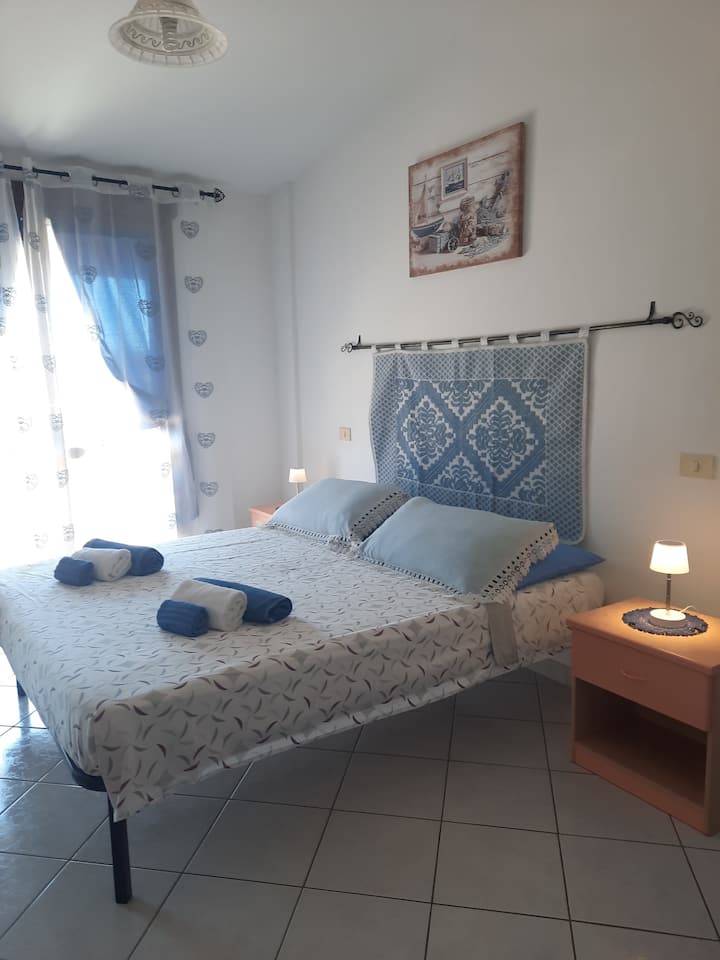 საძინებელი 1