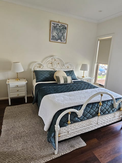Beautiful Abode in Tarneit