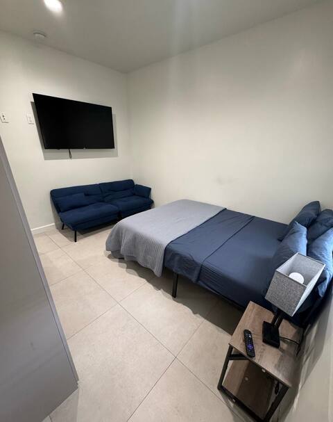 Successful Airbnb property: Beautiful and Cozy Studio in Wynwood - Miami in Edgewater