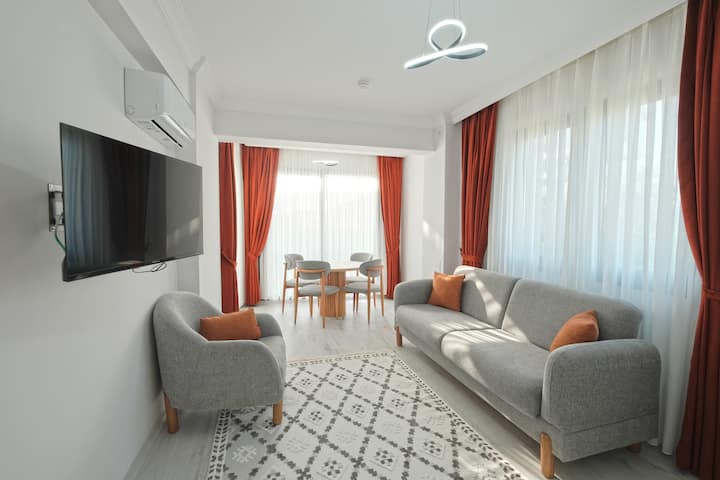 Welcoming Central Apt In Fethiye With Balcony - Fethiye